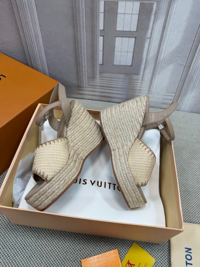 Louis Vuitton Unisex Platform Sneakers detail 3