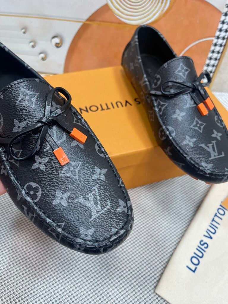 Louis Vuitton Unisex Driving Loafers detail 3