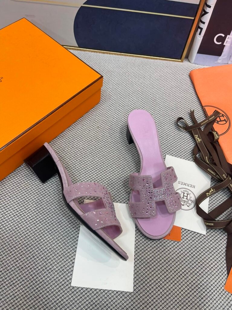 Hermès Unisex Slides detail 3