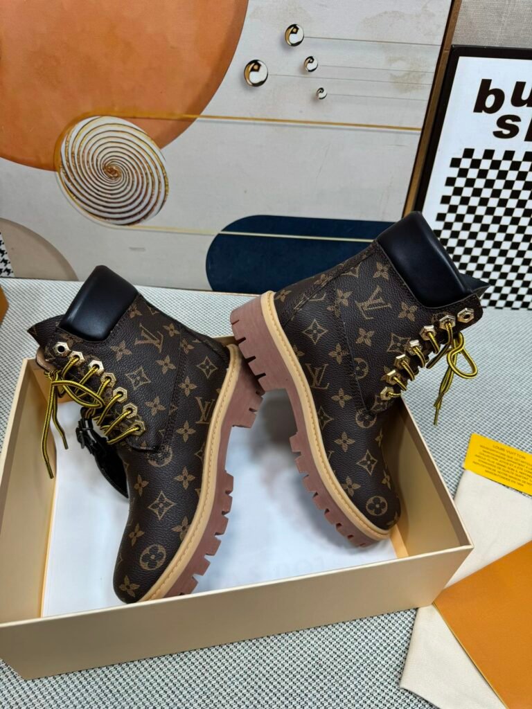Louis Vuitton Men's Boots detail image 3