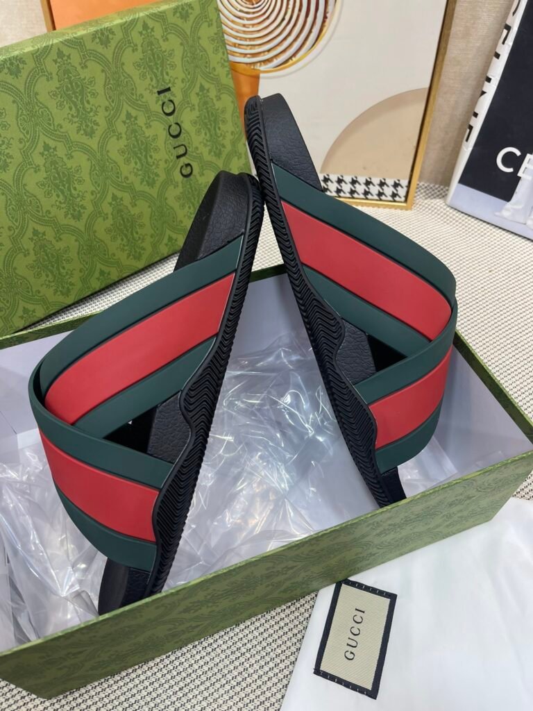 Gucci Unisex Low-Top Sneakers detail 3