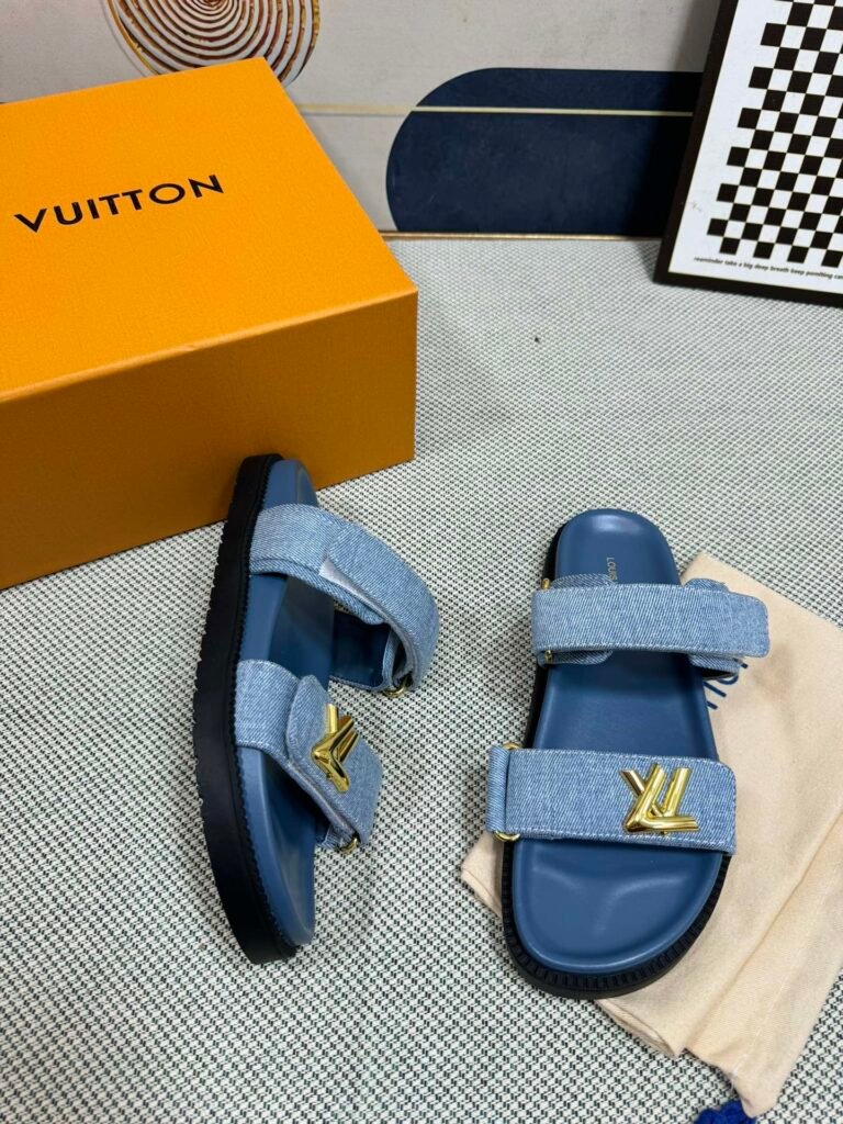 Louis Vuitton Unisex Slides detail image 3