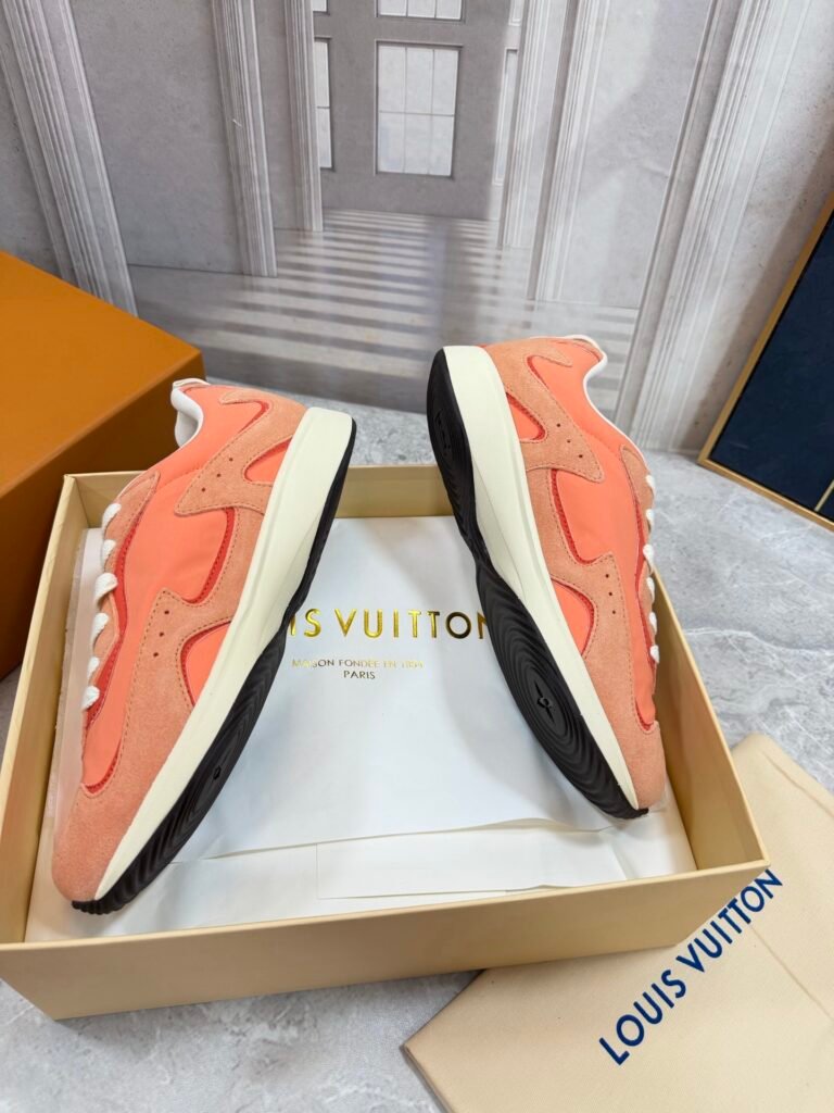 Louis Vuitton Men's Basketball Sneakers detail image 3