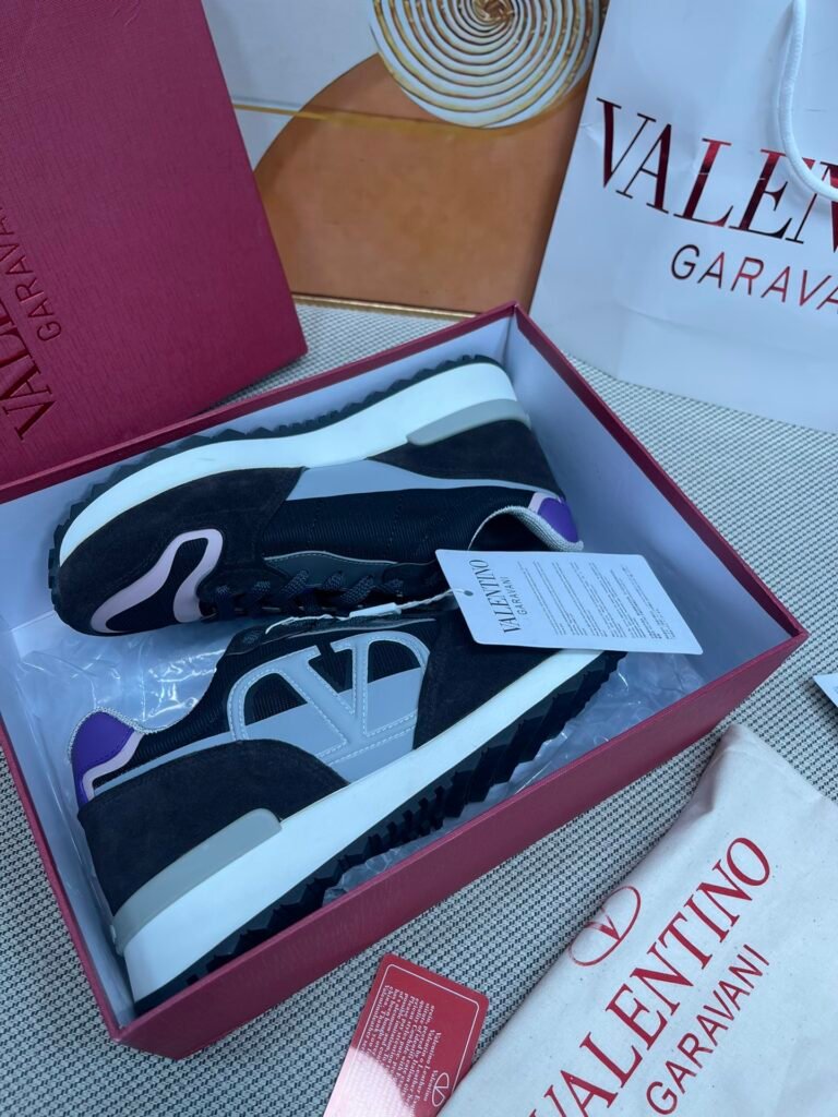 Valentino Garavani Unisex Athletic Sneakers detail image 3
