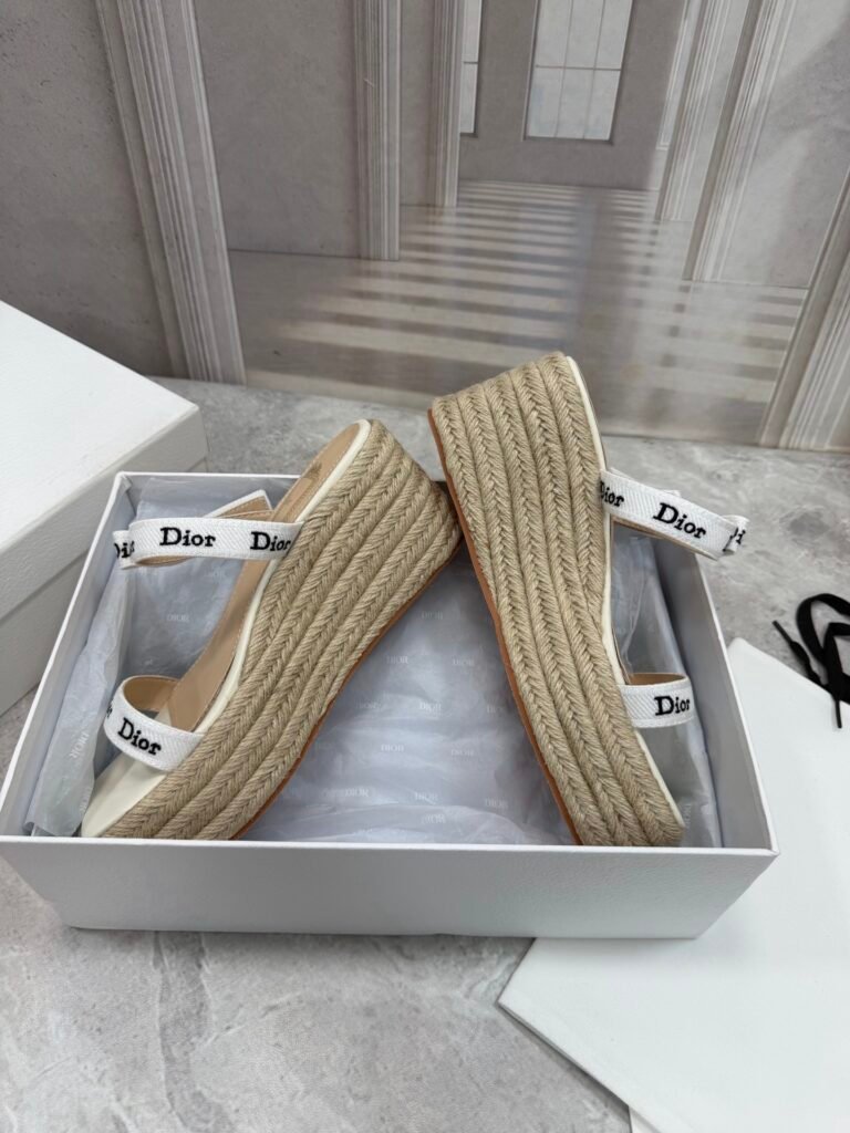 Dior Unisex Low-Top Sneakers detail image 3