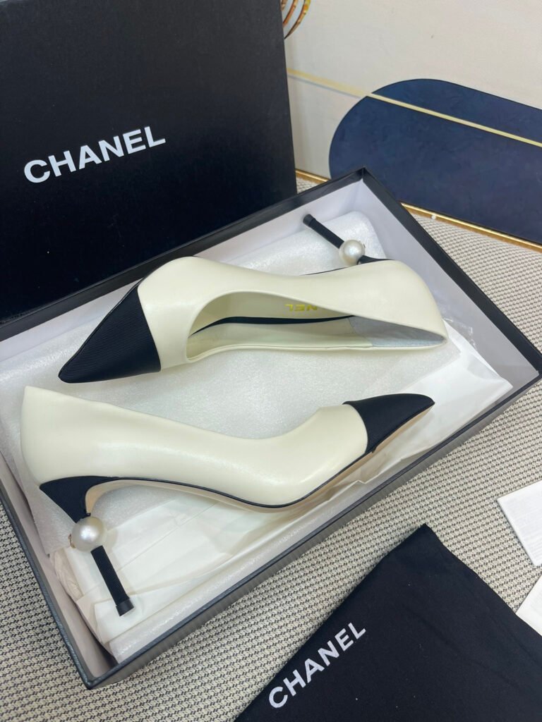 Chanel Women's Leather-Sole Shoes detail image 3