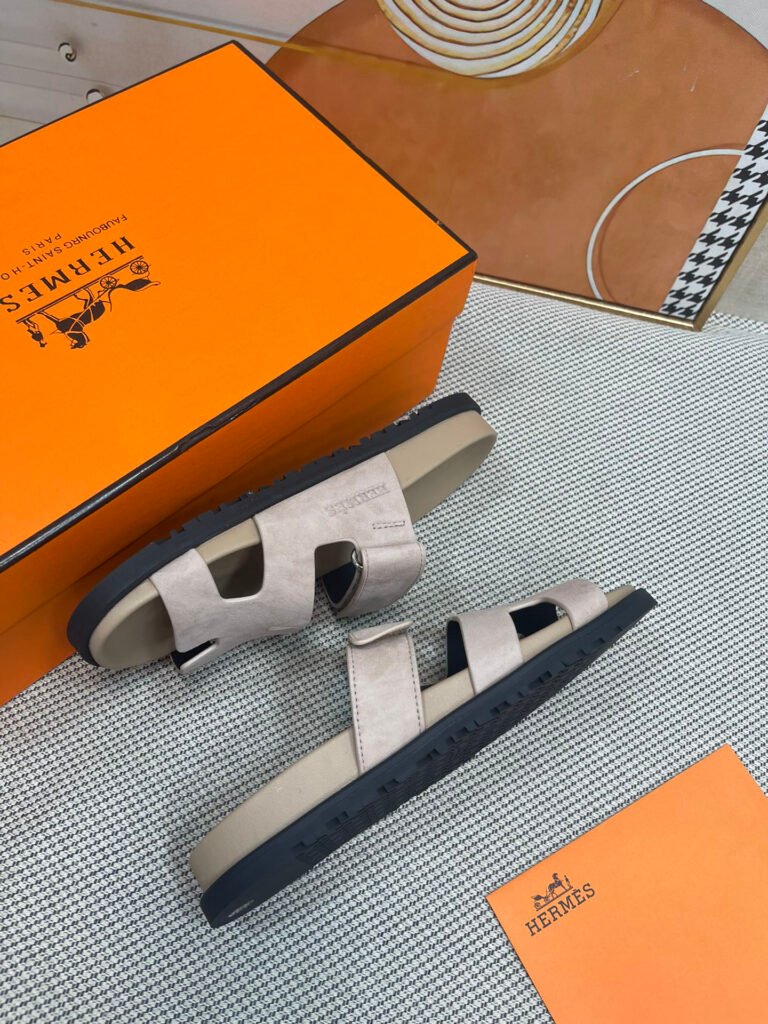 Hermès Unisex Slides detail 3