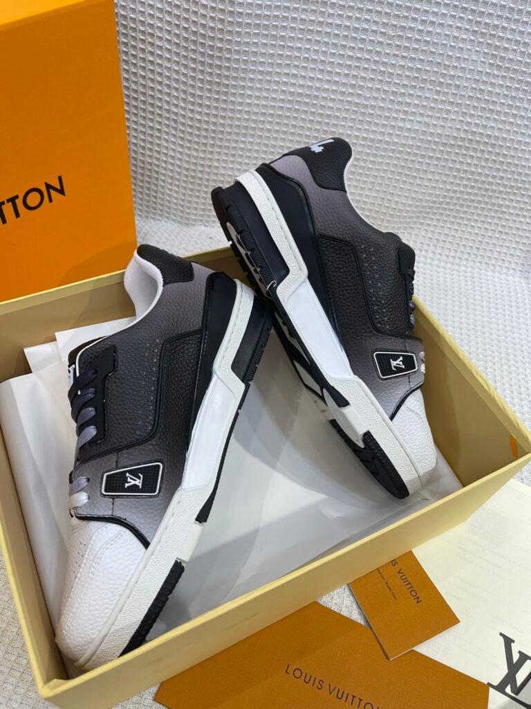 Louis Vuitton Unisex Basketball Sneakers detail 3