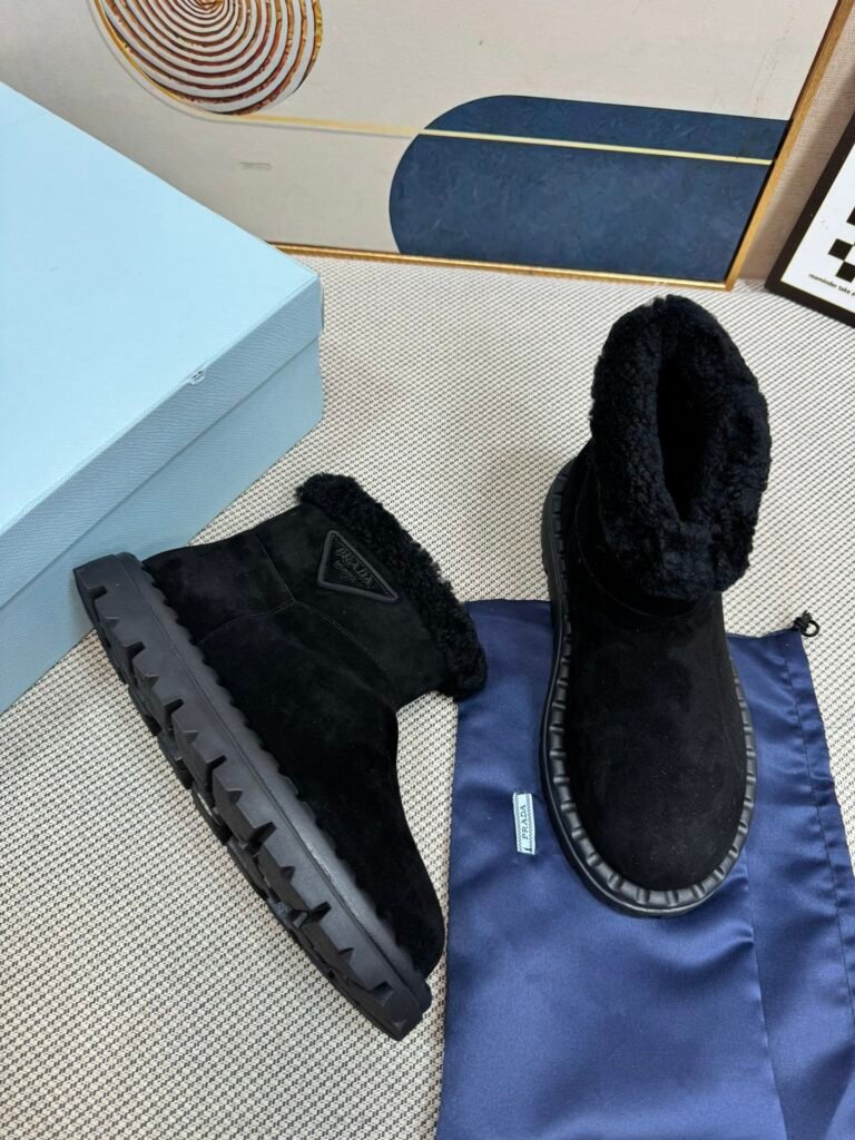 Prada Unisex Snow Boots detail 3