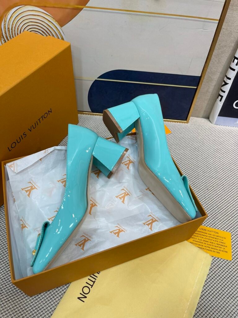 Louis Vuitton Women's High-Heel Pumps detail 3