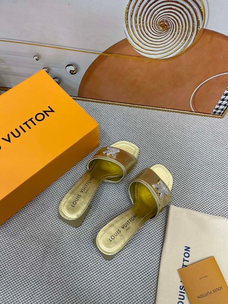 Louis Vuitton Women's High-Heel Pumps detail image 3