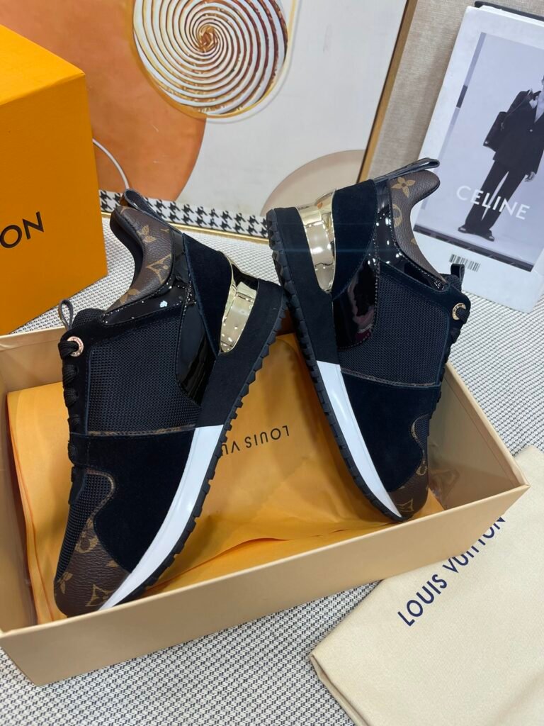 Louis Vuitton Unisex Athletic Sneakers detail image 3