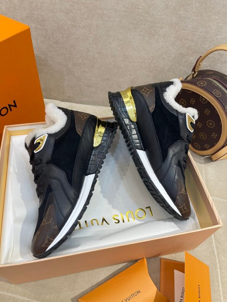 Louis Vuitton Unisex Athletic Sneakers detail 3