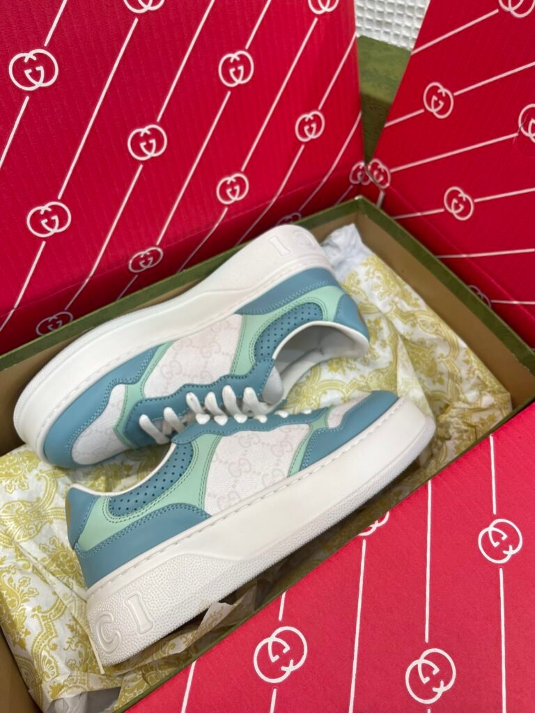 Gucci Unisex Chunky Sneakers detail 3