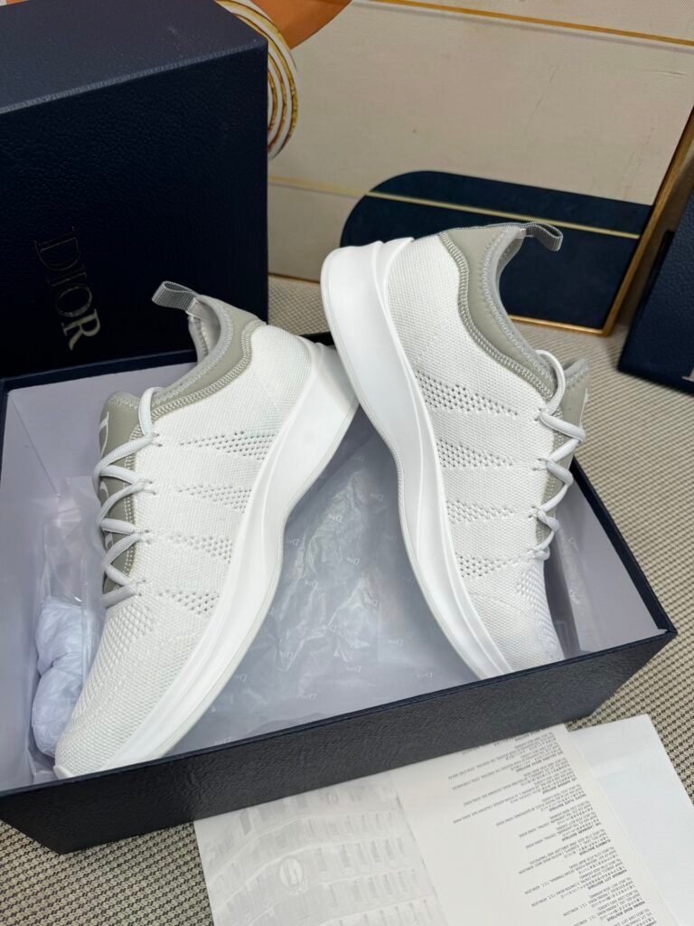 Dior Unisex Chunky Sneakers detail image 3
