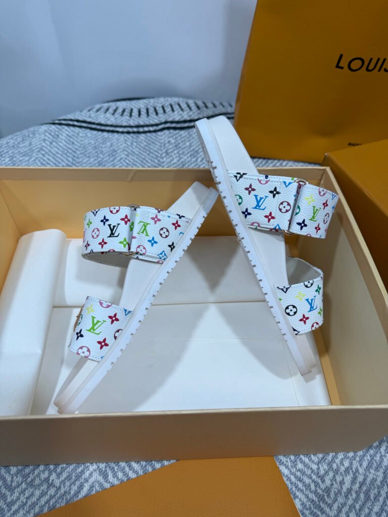 Louis Vuitton Unisex Slides detail 3