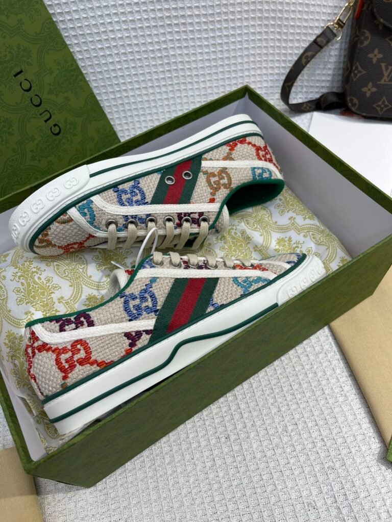 Gucci Unisex High-Top Sneakers detail 3