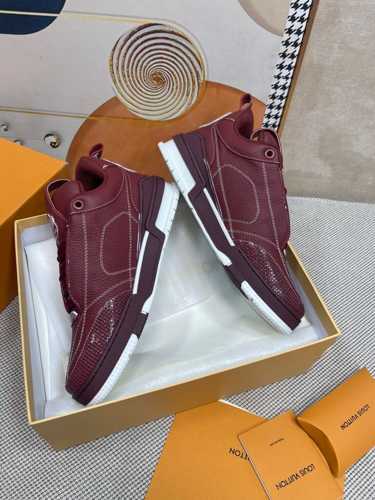 Louis Vuitton Unisex Chunky Sneakers detail 3