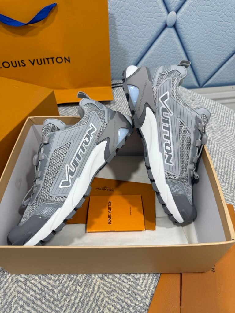 Louis Vuitton Unisex Athletic Sneakers detail image 3