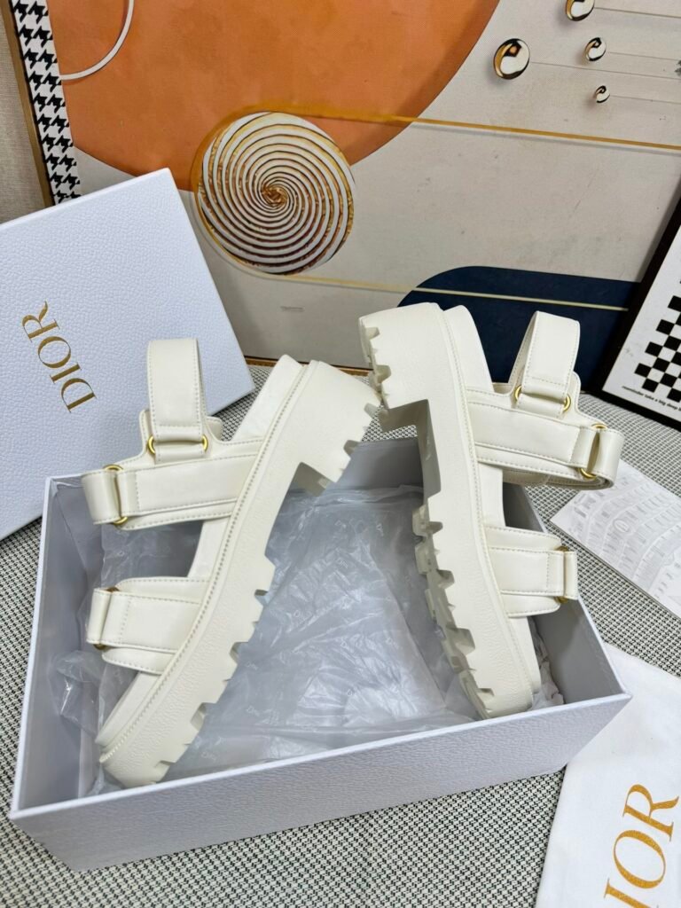 Dior Unisex Sandals detail 3