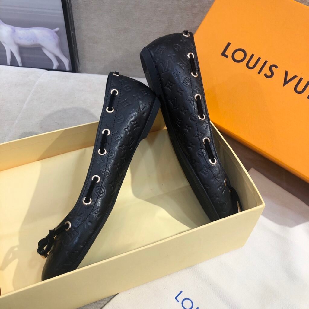 Louis Vuitton Women's Driving Loafers detail image 3