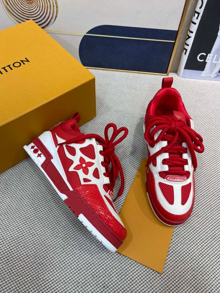 Louis Vuitton Unisex Chunky Sneakers detail 3