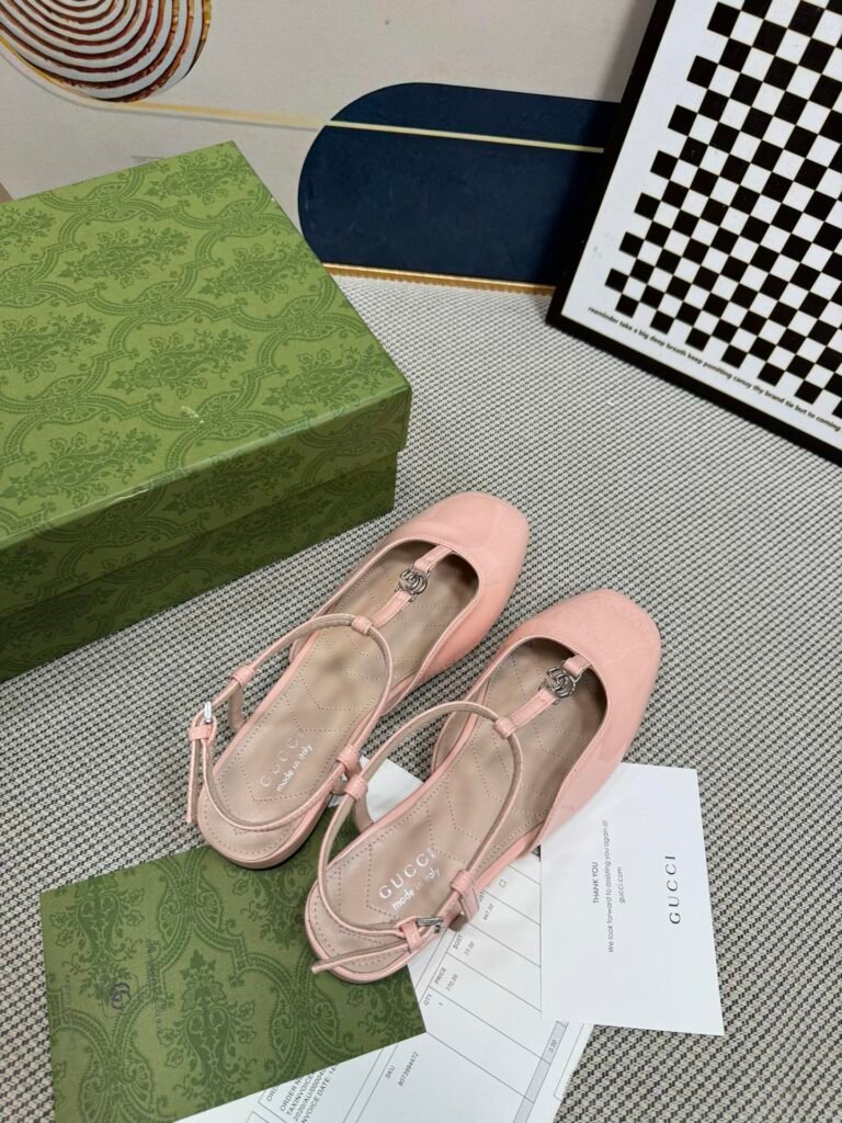 Gucci Unisex Slides detail image 3