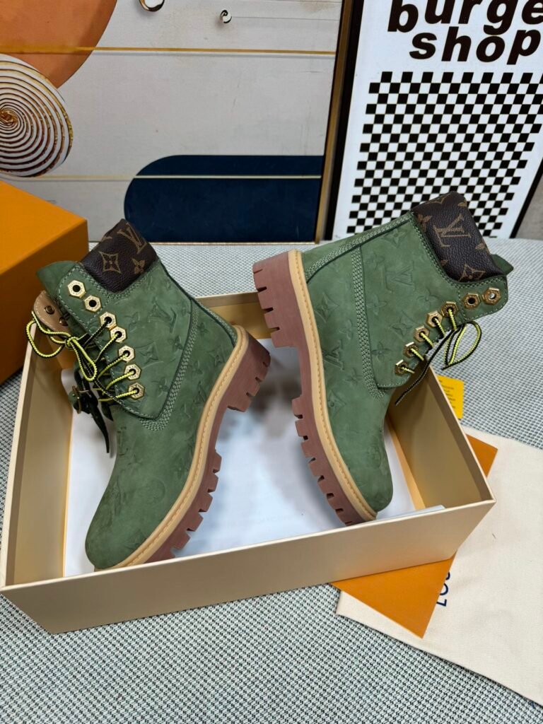 Louis Vuitton Men's Boots detail image 3