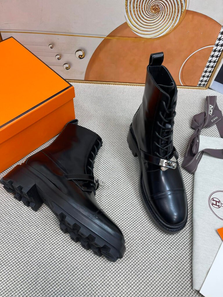 Hermès Unisex Boots detail 3
