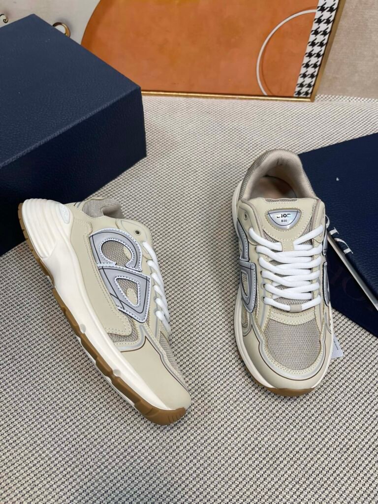Dior Unisex Chunky Sneakers detail 3