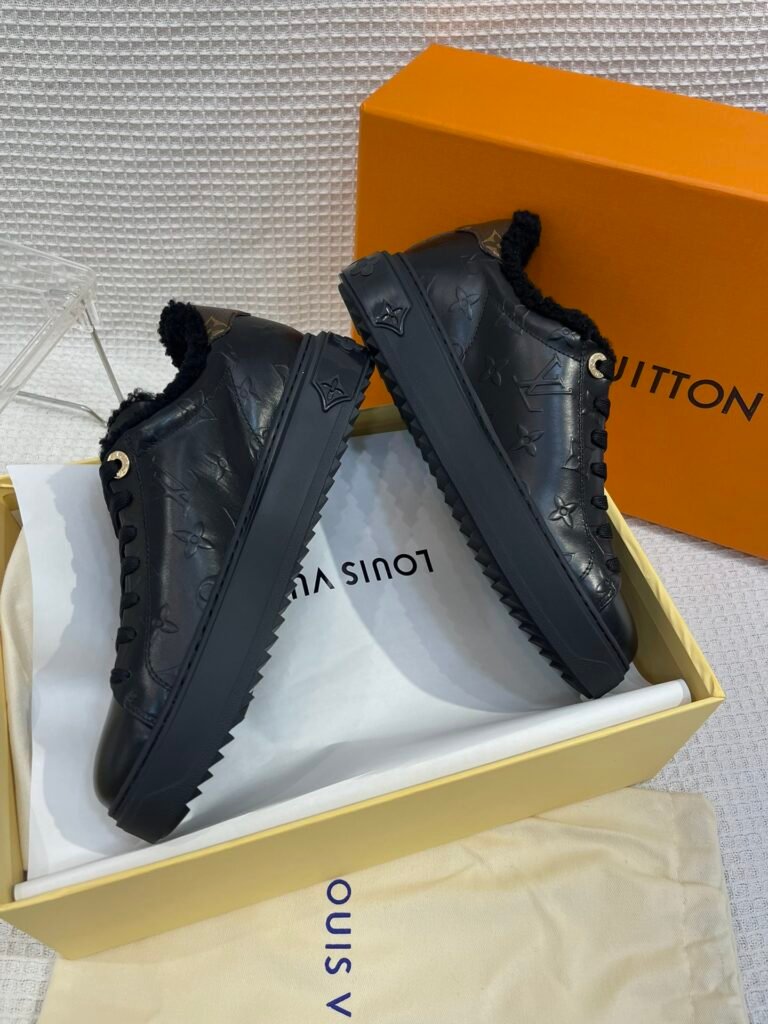 Louis Vuitton Women's Combat Boots detail image 3