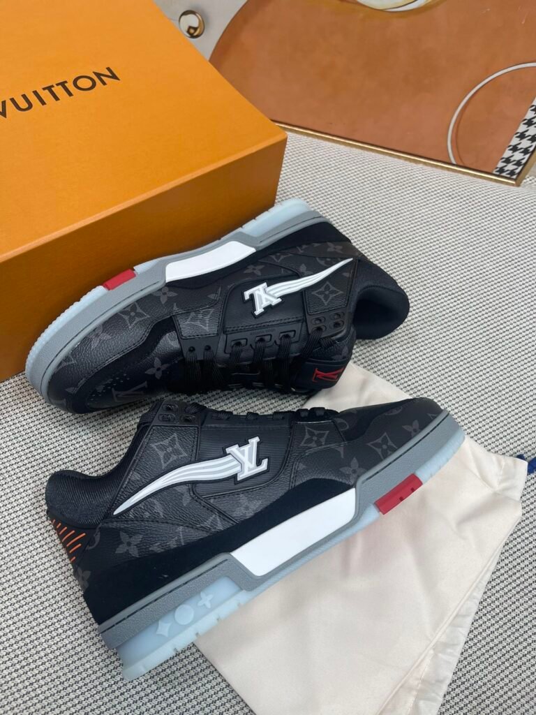 Louis Vuitton Unisex High-Top Sneakers detail 3