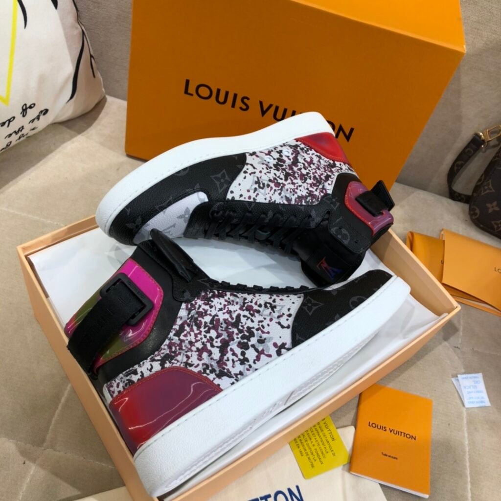 Louis Vuitton Unisex High-Top Sneakers detail 3