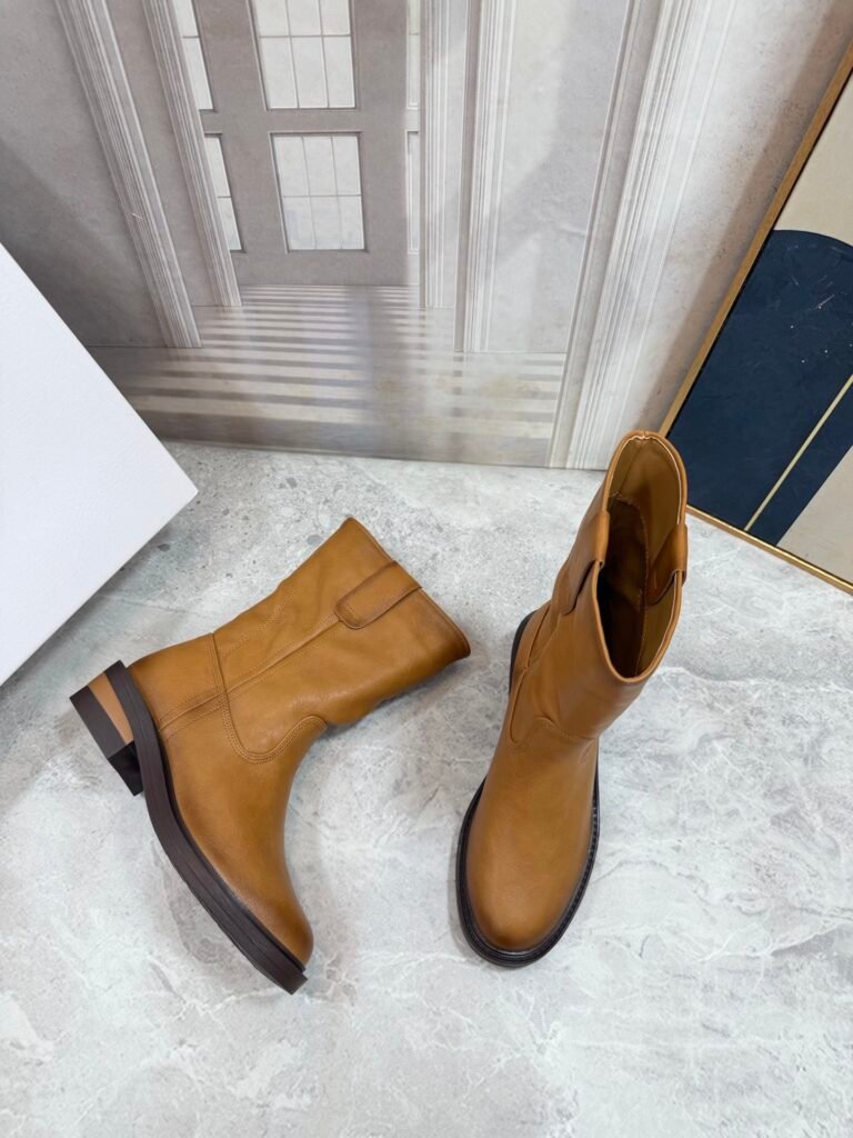 MM6 Maison Margiela Unisex Boots detail 3