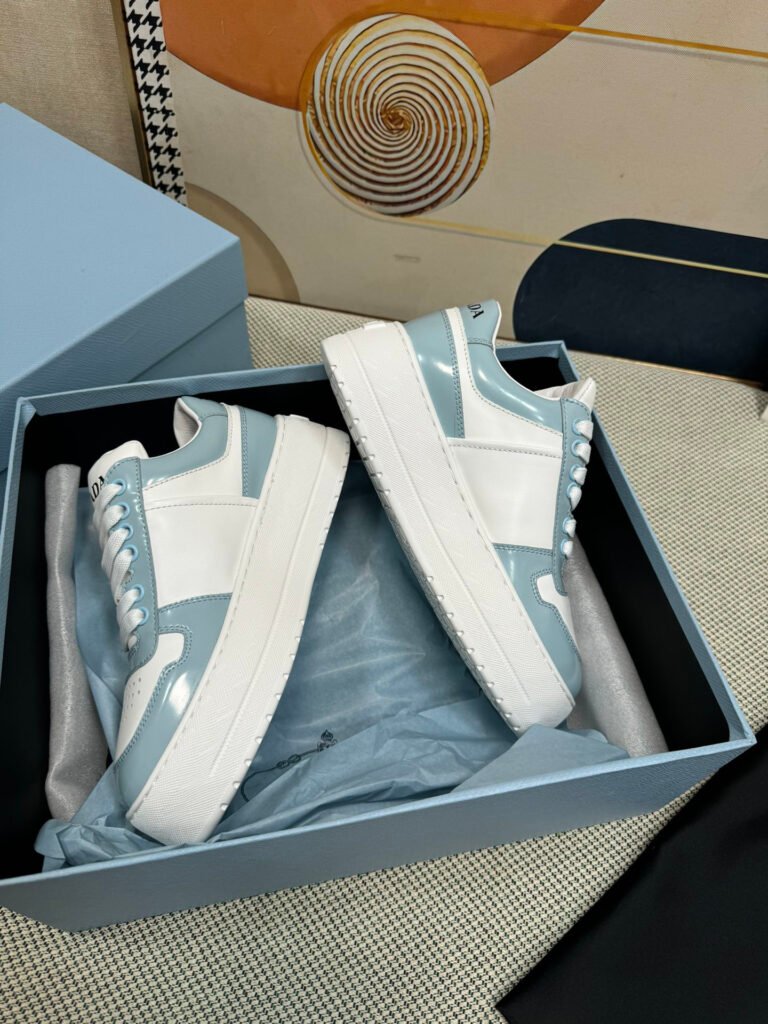 Prada Women's Low-Top Sneakers detail 3