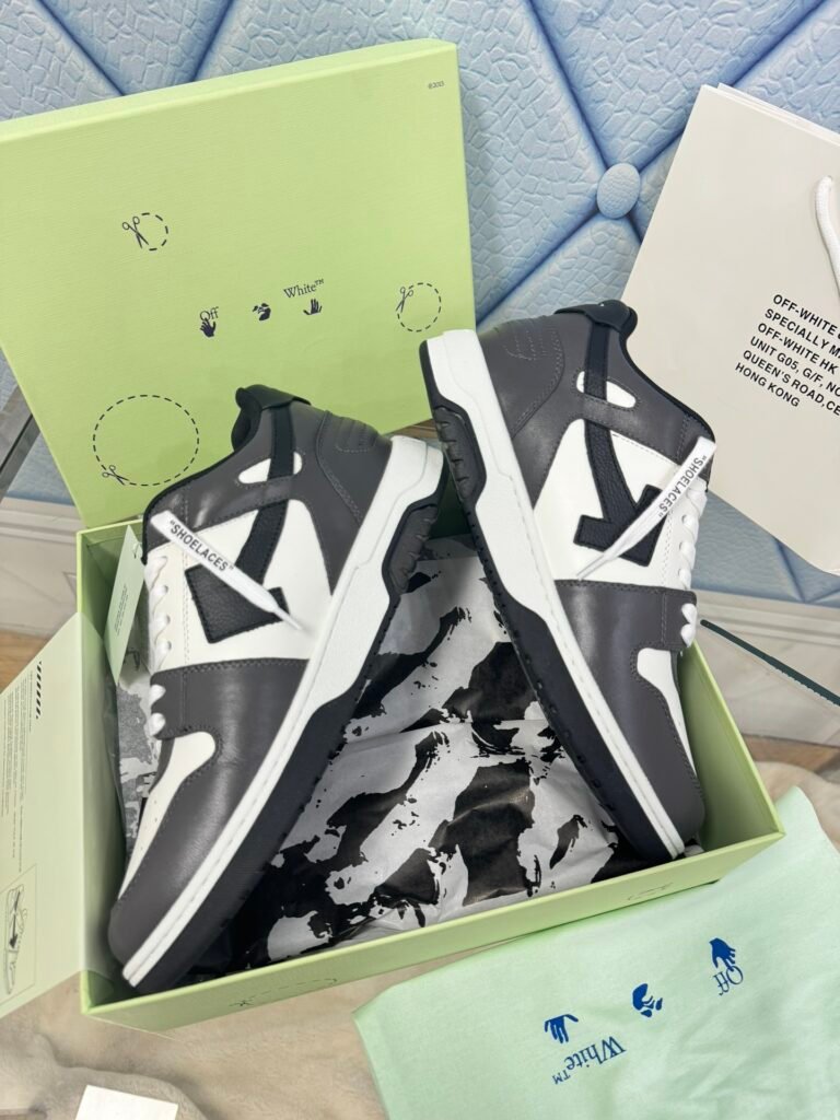 Off-White Unisex Boots detail 3