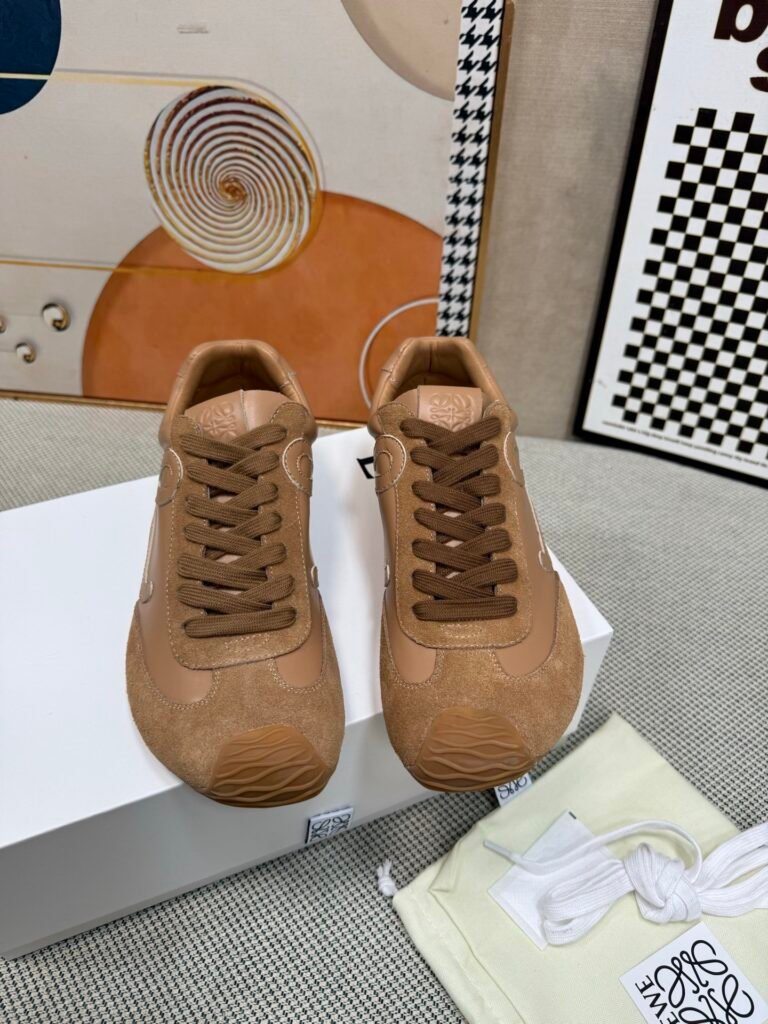 Loewe Unisex Low-Top Sneakers detail image 4