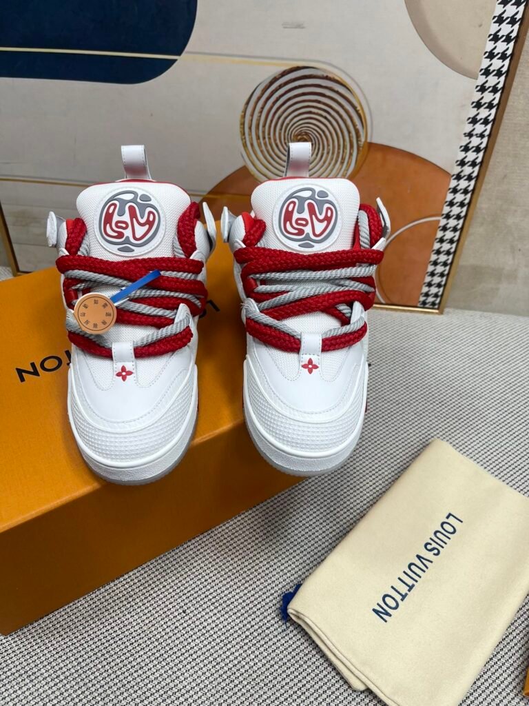 Louis Vuitton Unisex Chunky Sneakers detail 4
