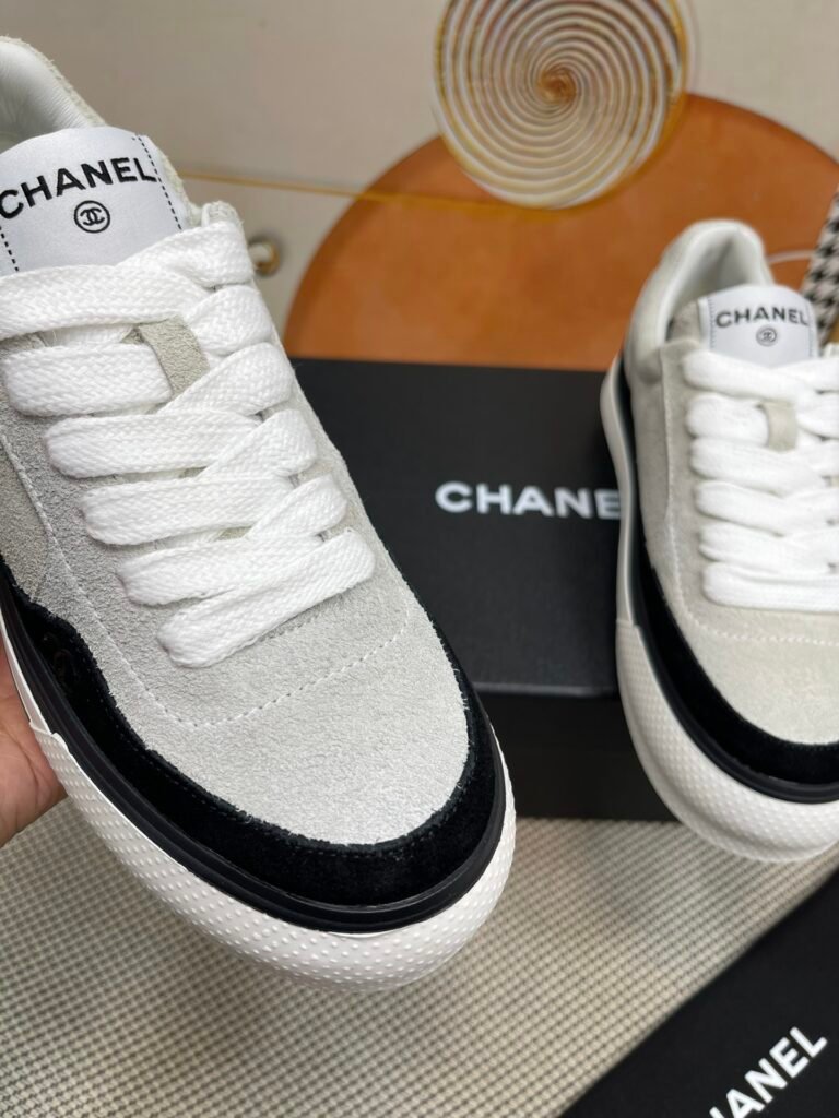 Chanel Women's Low-Top Sneakers detail 4