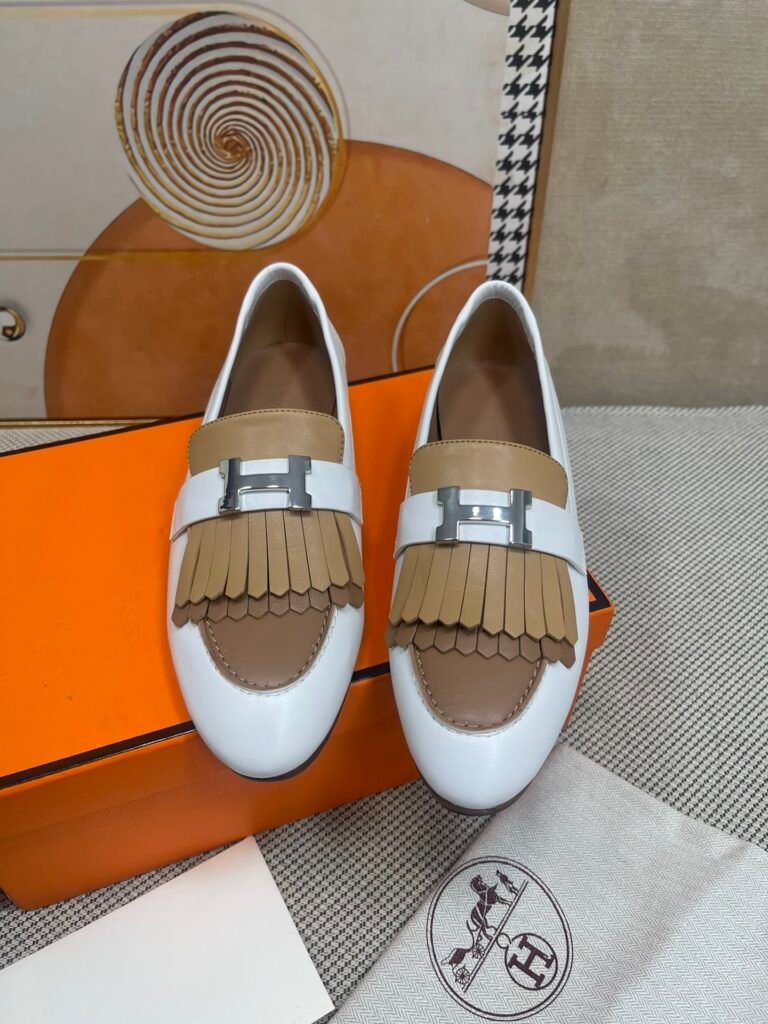 Hermès Unisex Loafers detail 4