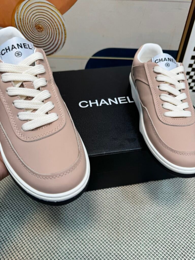 Chanel Women's Low-Top Sneakers detail 4