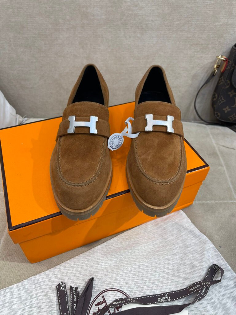 Hermès Unisex Loafers detail 4
