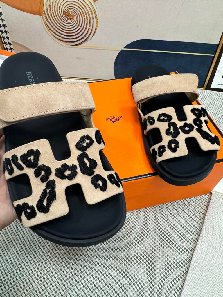 Hermès Unisex Slides detail 4