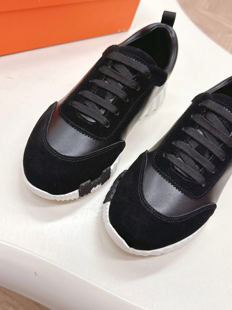 Hermès Unisex Athletic Sneakers detail 4