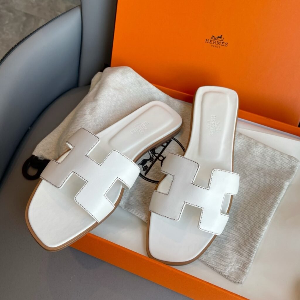 Hermès Unisex Slides detail 4