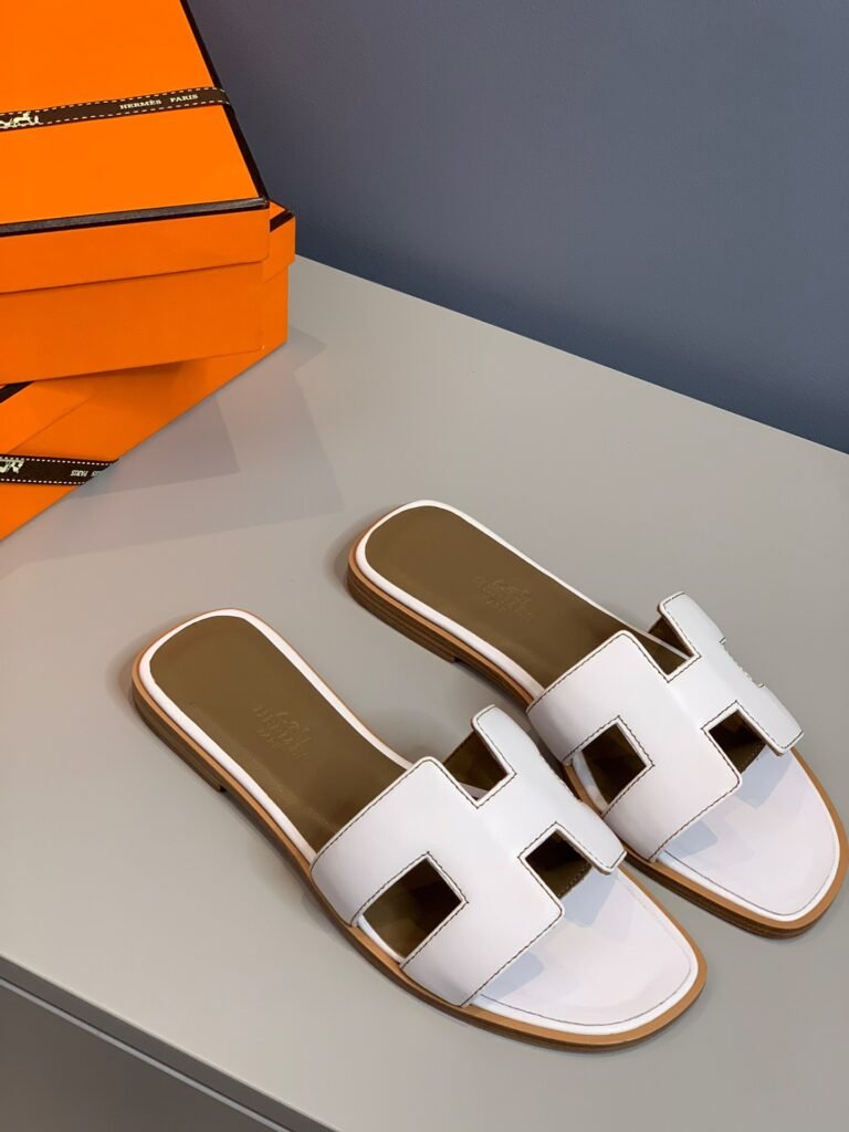 Hermès Unisex Slides detail 4