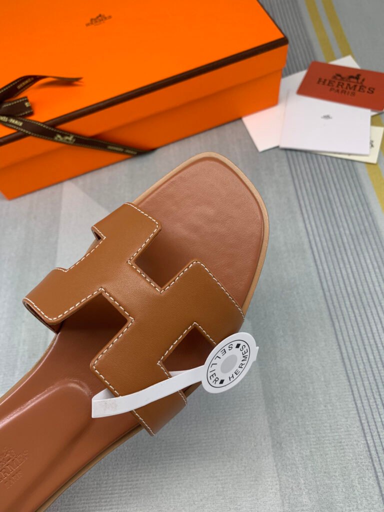 Hermès Unisex Slides detail 4