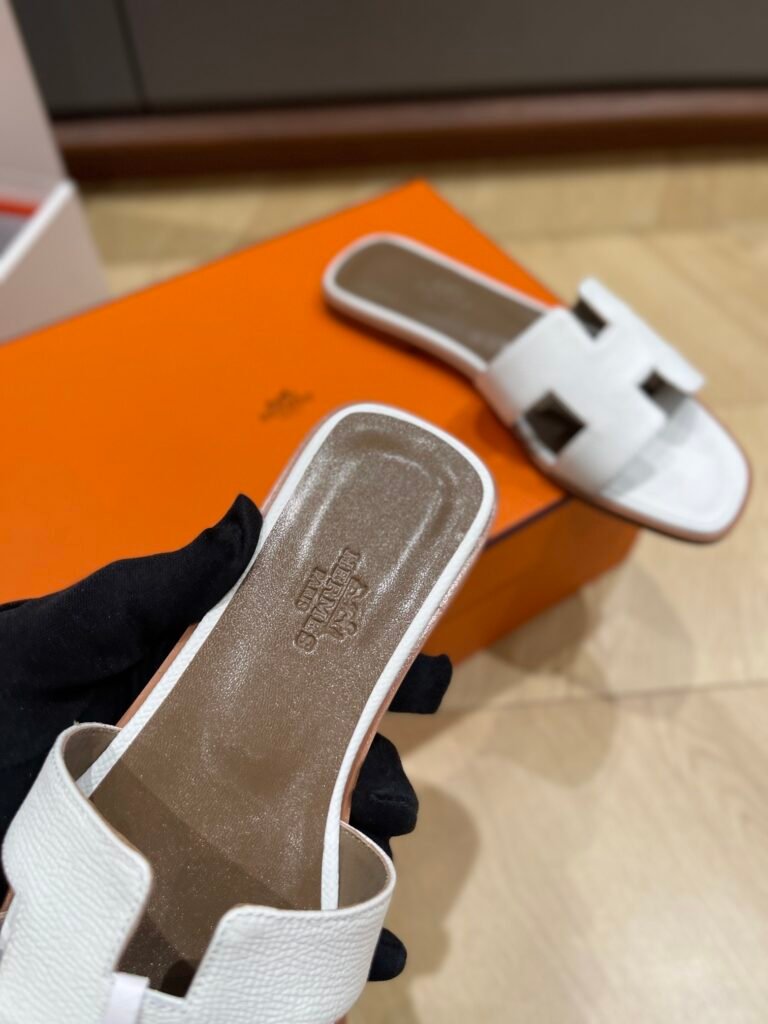 Hermès Unisex Slides detail 4