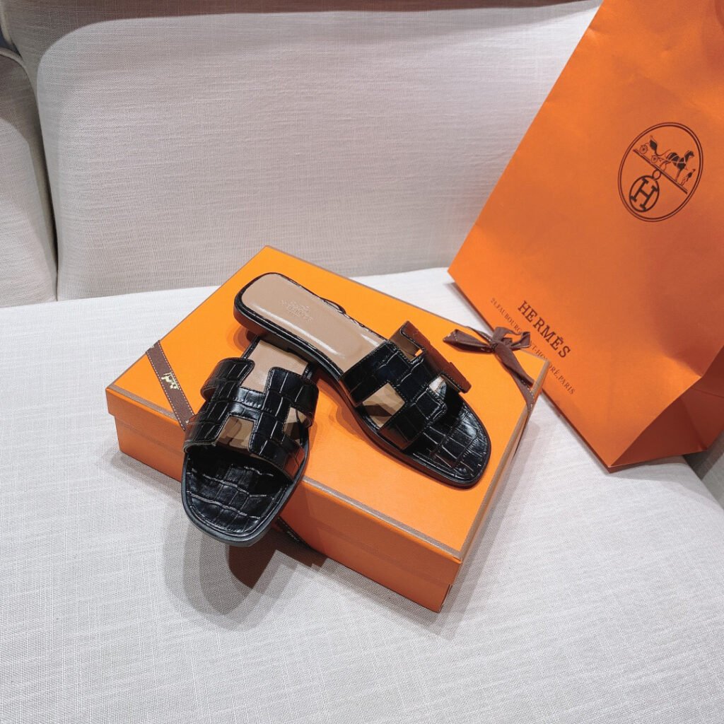 Hermès Unisex Slides detail 4