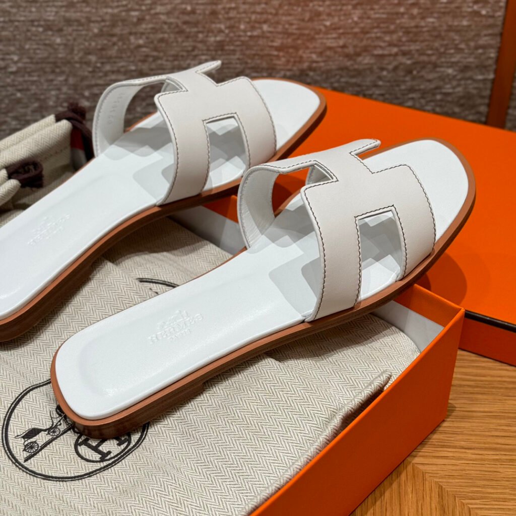 Hermès Unisex Slides detail 4